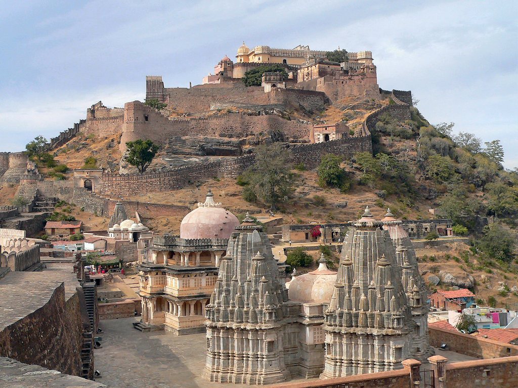 Kumbhalgarh Fort Rajasthan massive stone walls and hilltop views