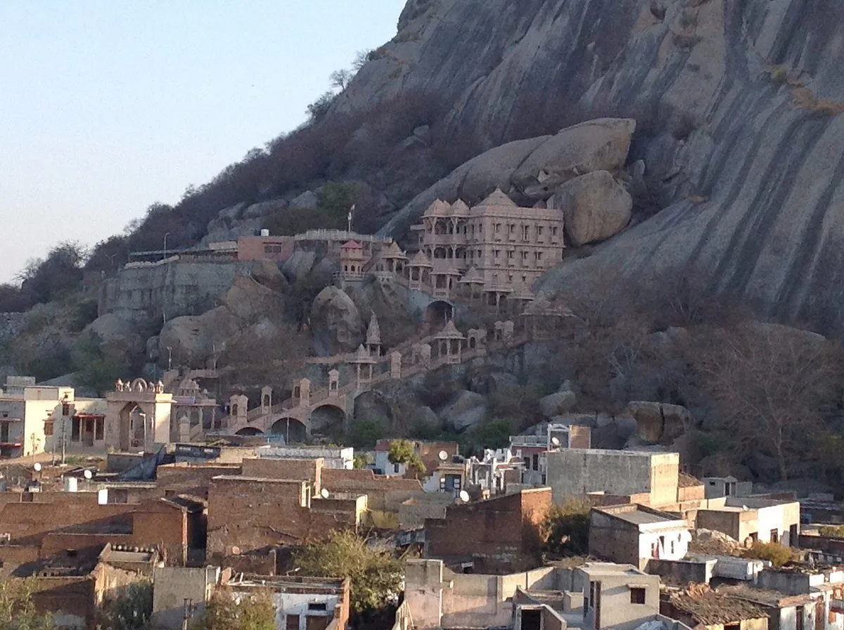 Jain Temple in Narlai showcasing intricate marble carvings and traditional Jain architecture set against Aravalli hills