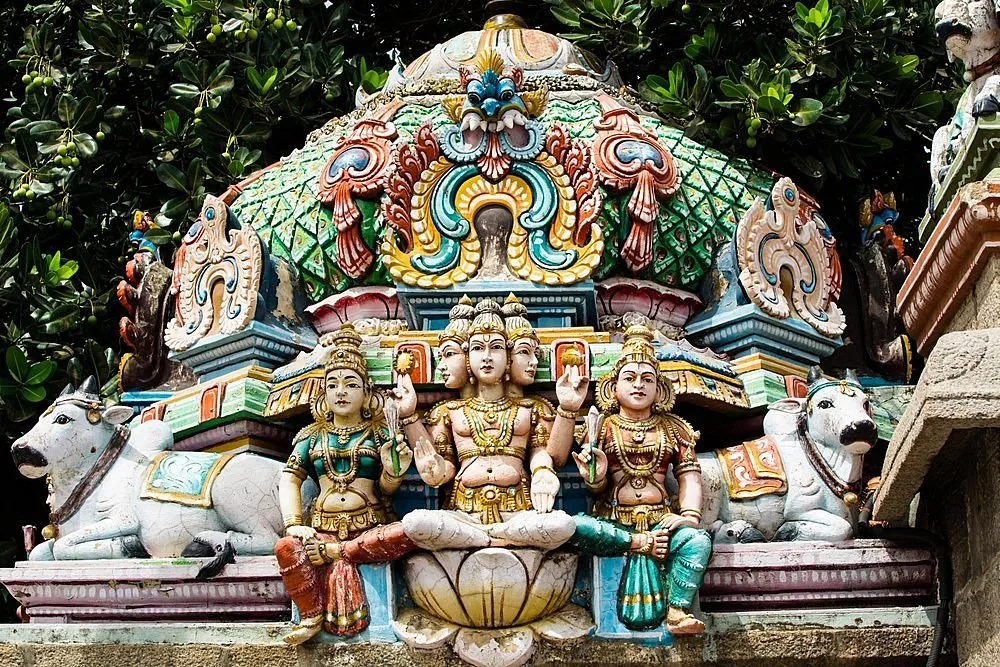 Kapaleeshwarar Temple Mylapore Chennai colorful gopuram Dravidian architecture exterior view